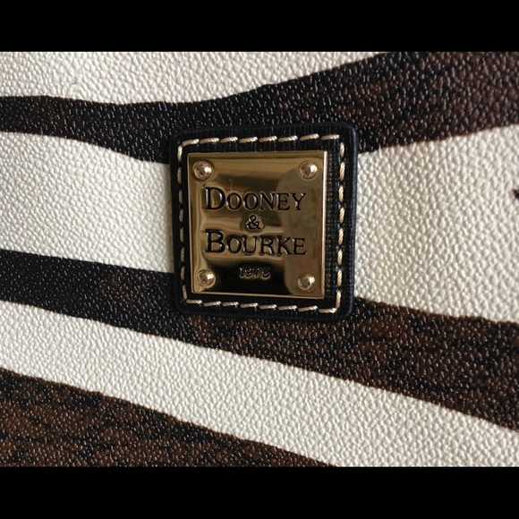 Dooney & Bourke zebra purse - Picture 2 of 8